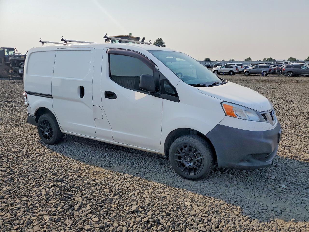 2014 NISSAN NV