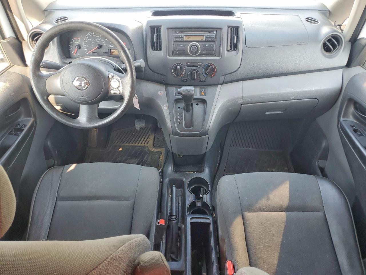 2014 NISSAN NV
