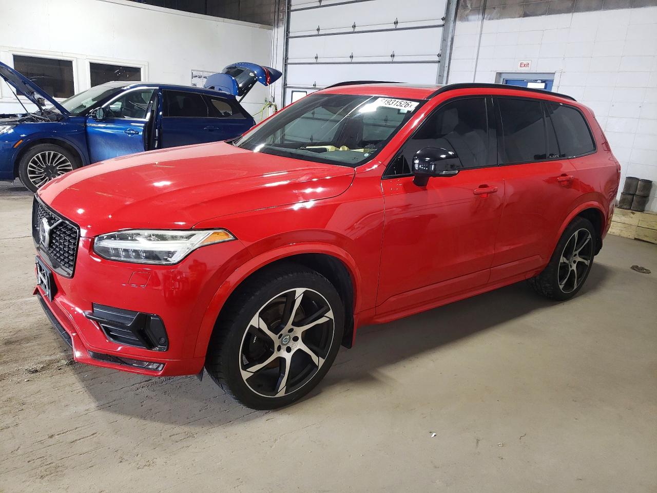 2016 VOLVO XC90