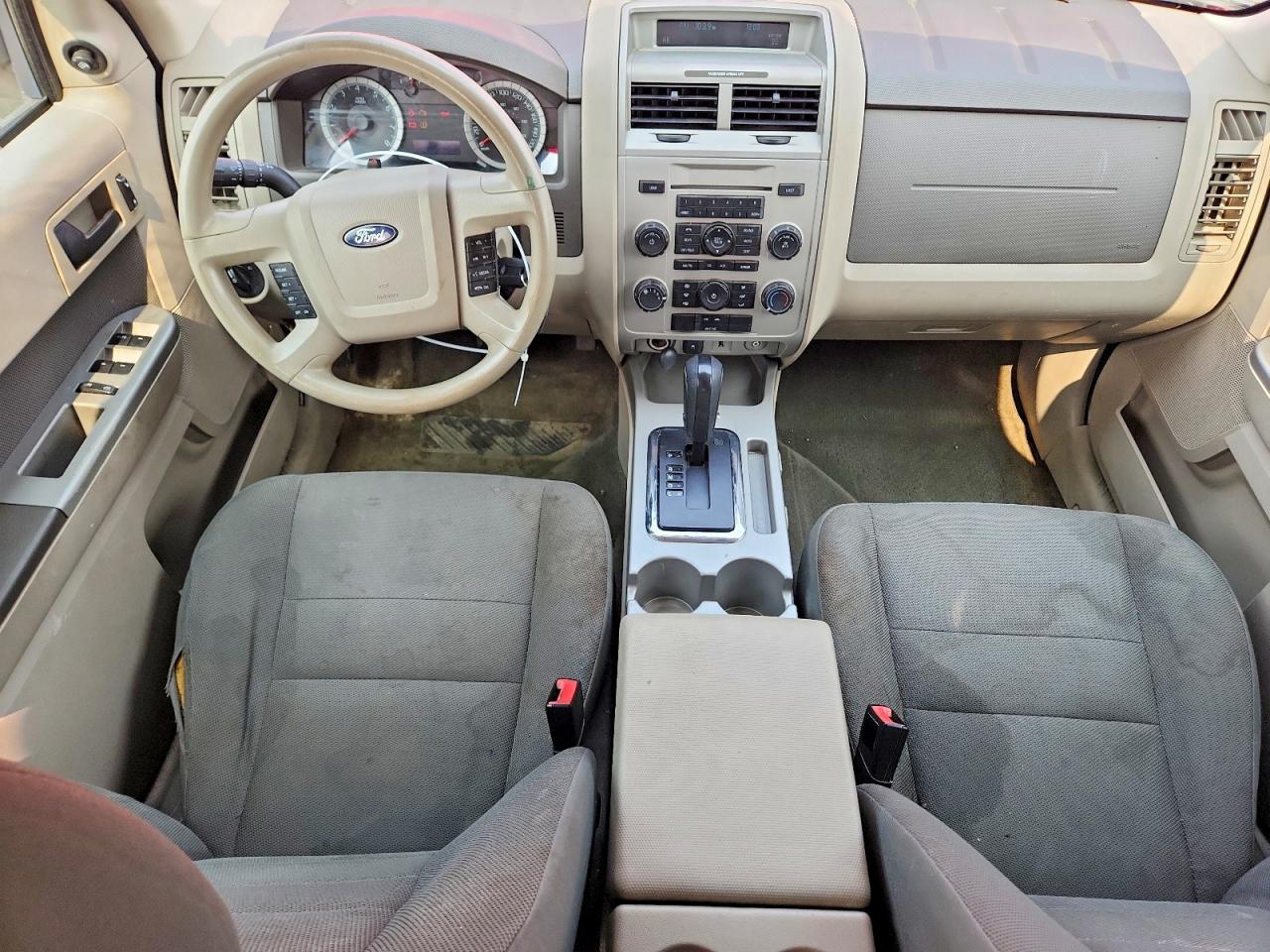2009 FORD ESCAPE