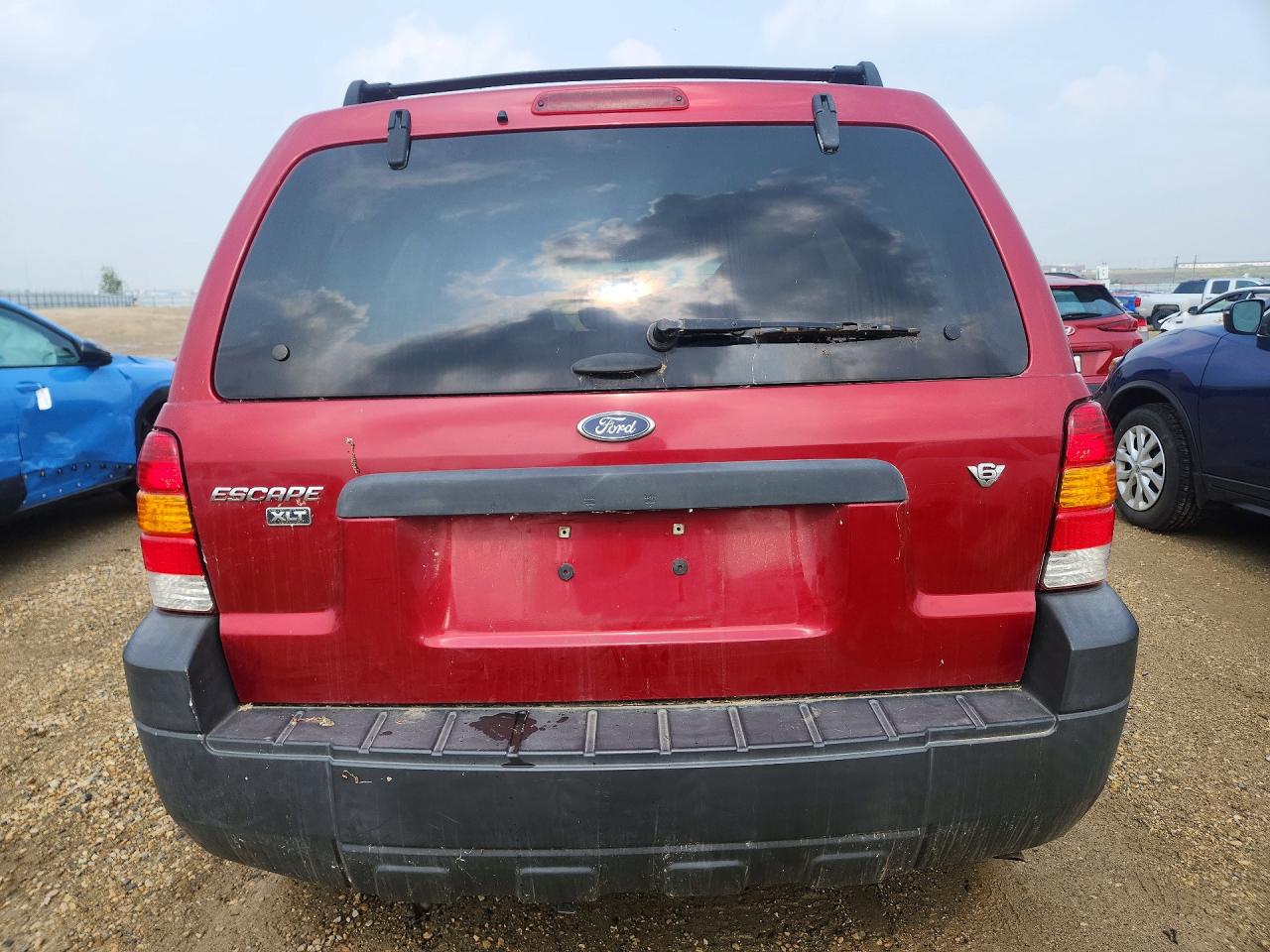 2005 FORD ESCAPE