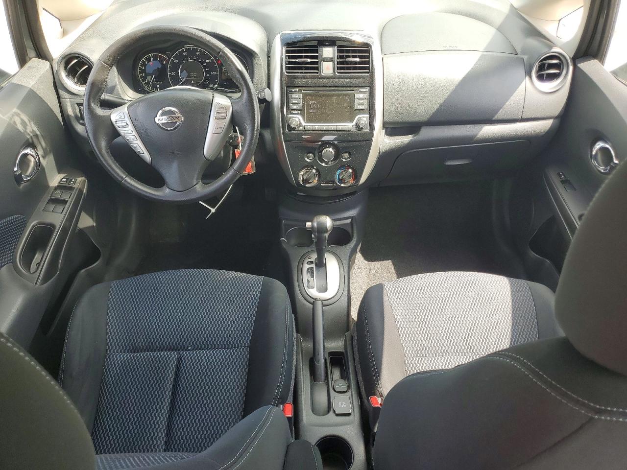 2016 NISSAN VERSA