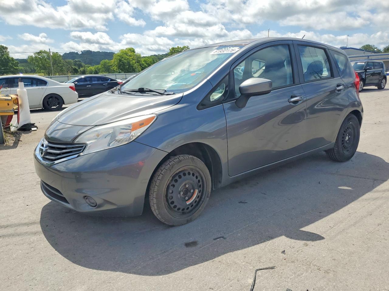 2016 NISSAN VERSA