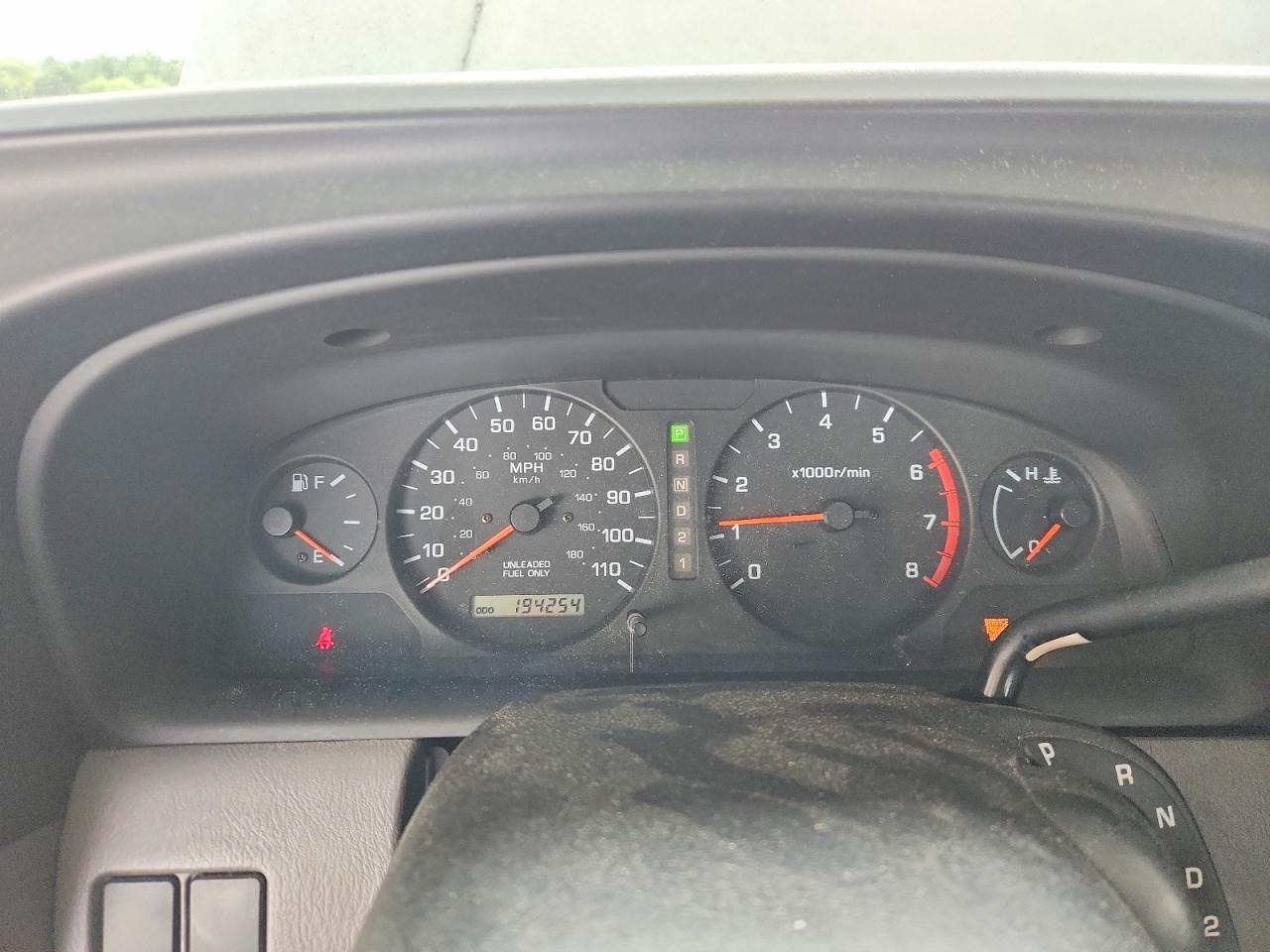 2000 NISSAN FRONTIER