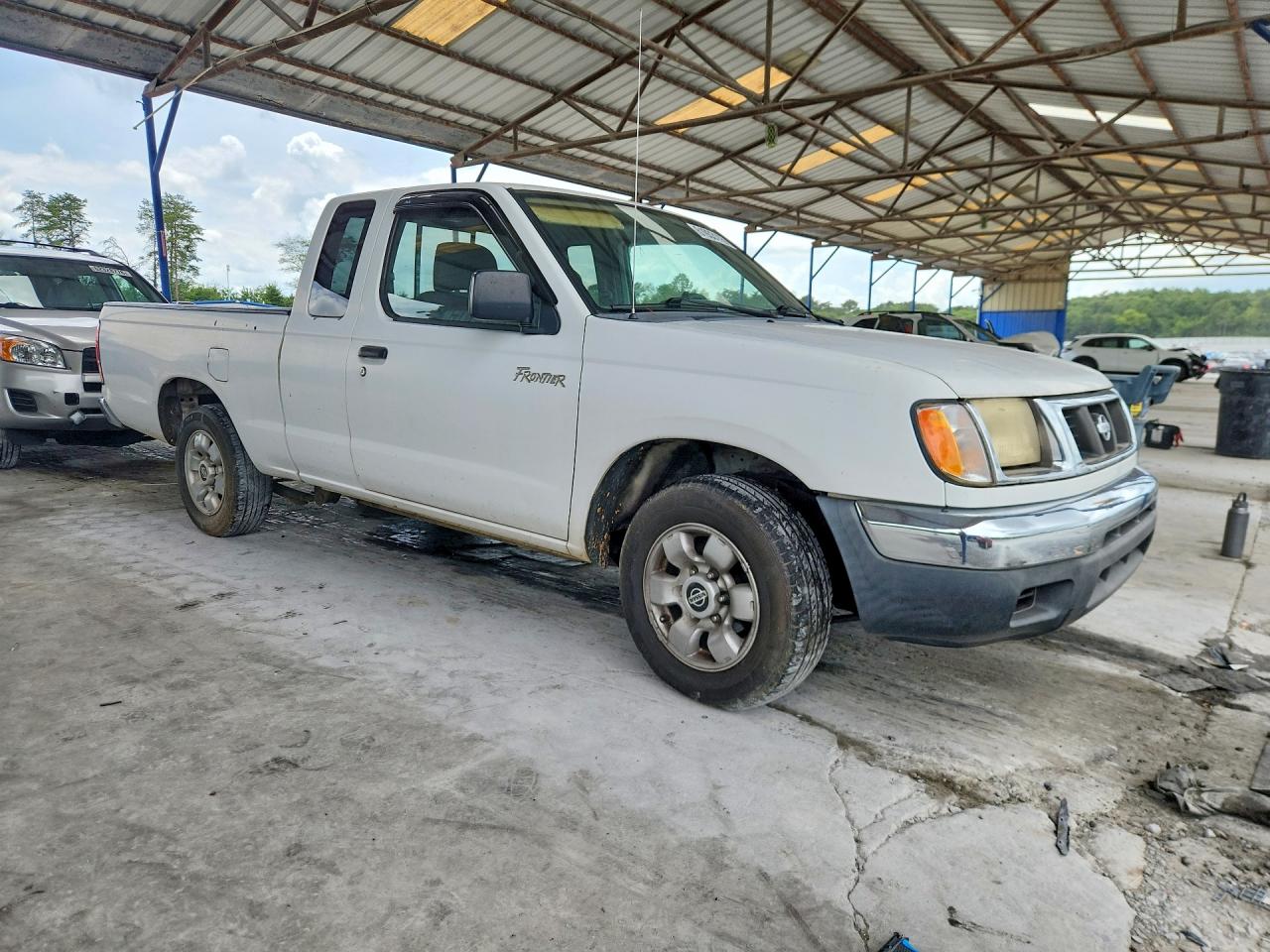 2000 NISSAN FRONTIER