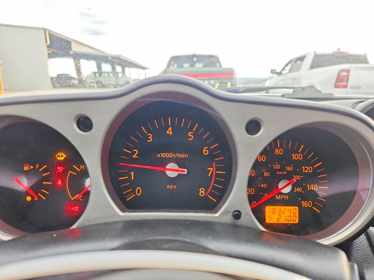 2005 NISSAN 350Z