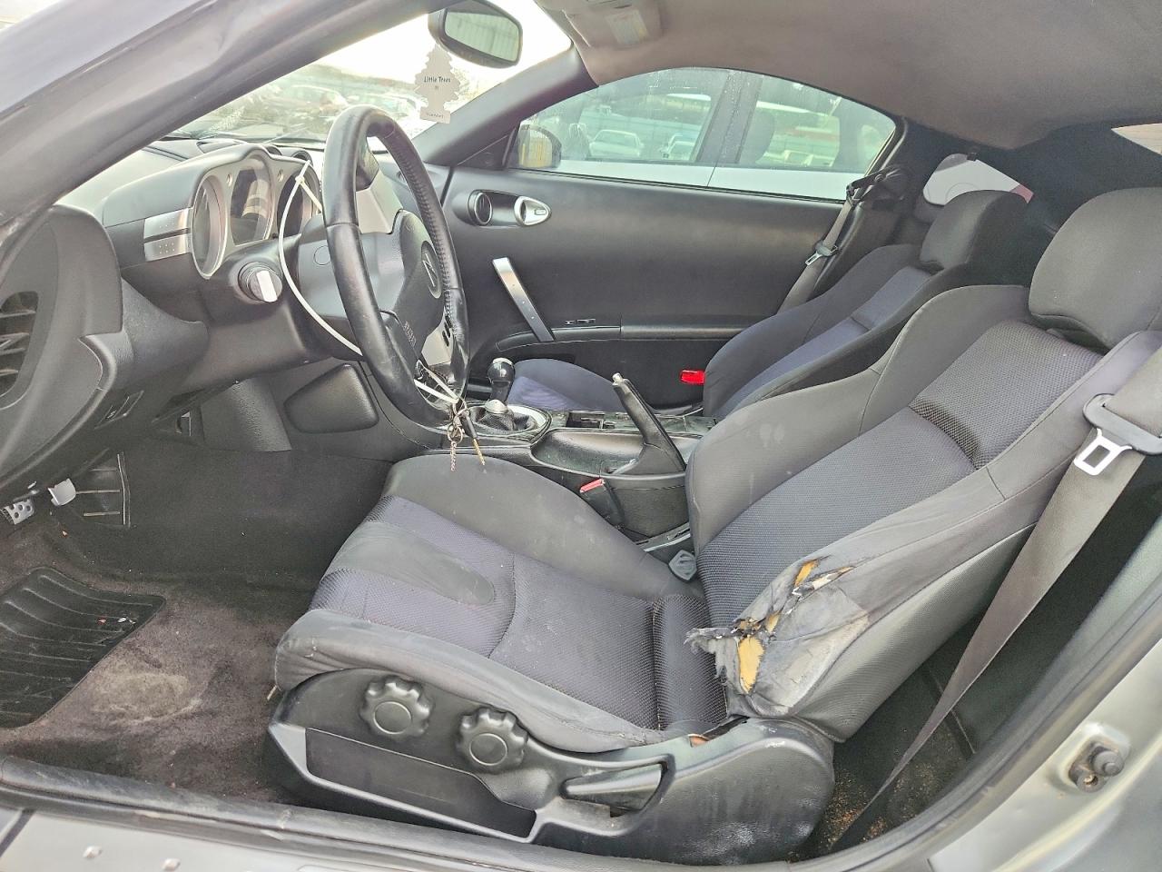 2005 NISSAN 350Z