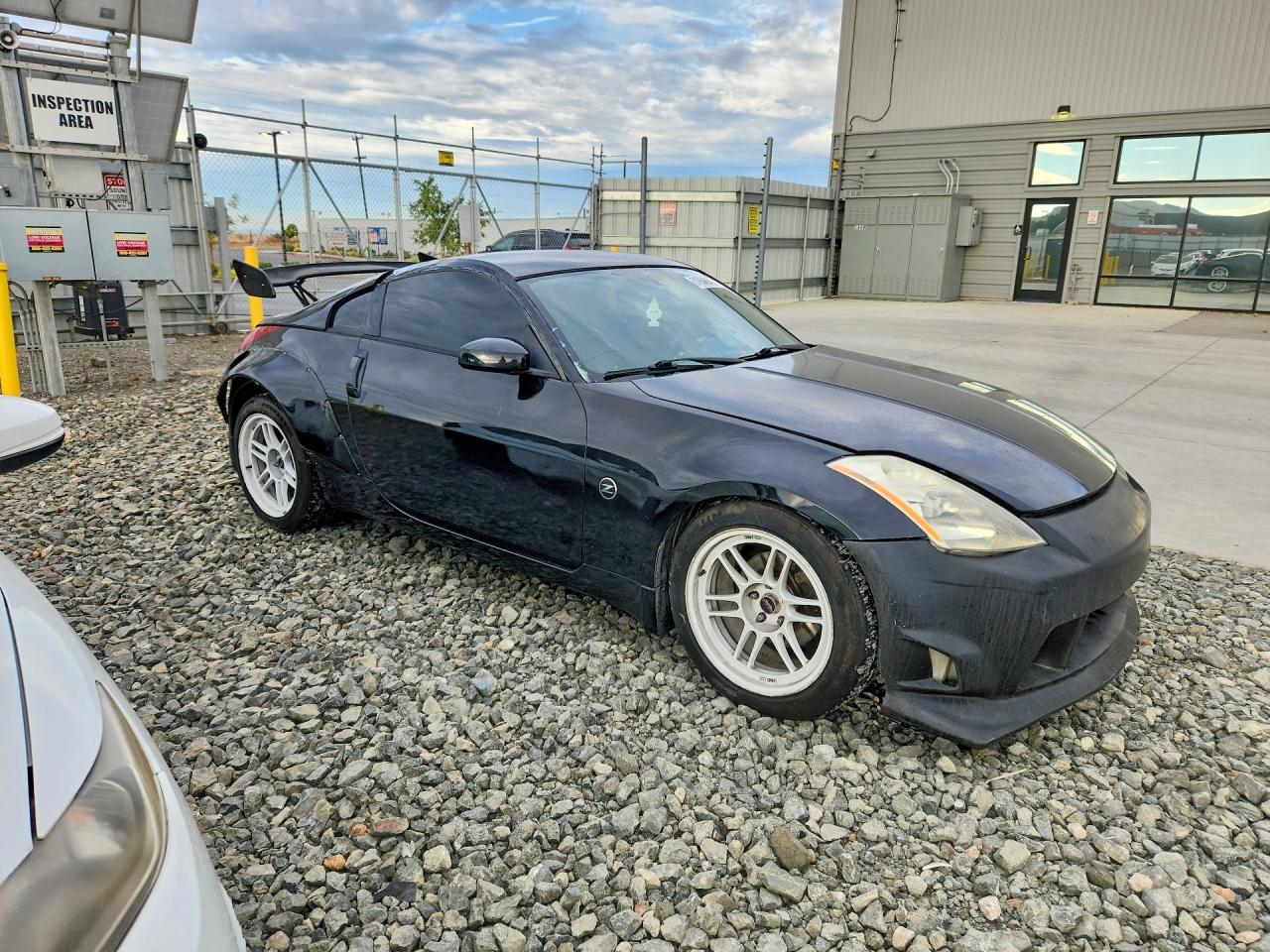 2005 NISSAN 350Z
