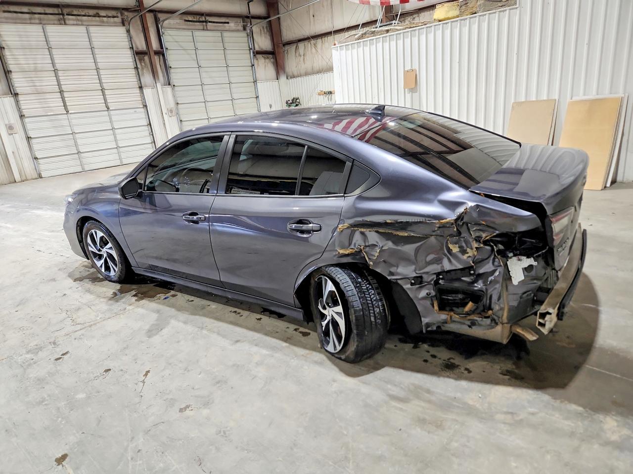 2025 SUBARU LEGACY
