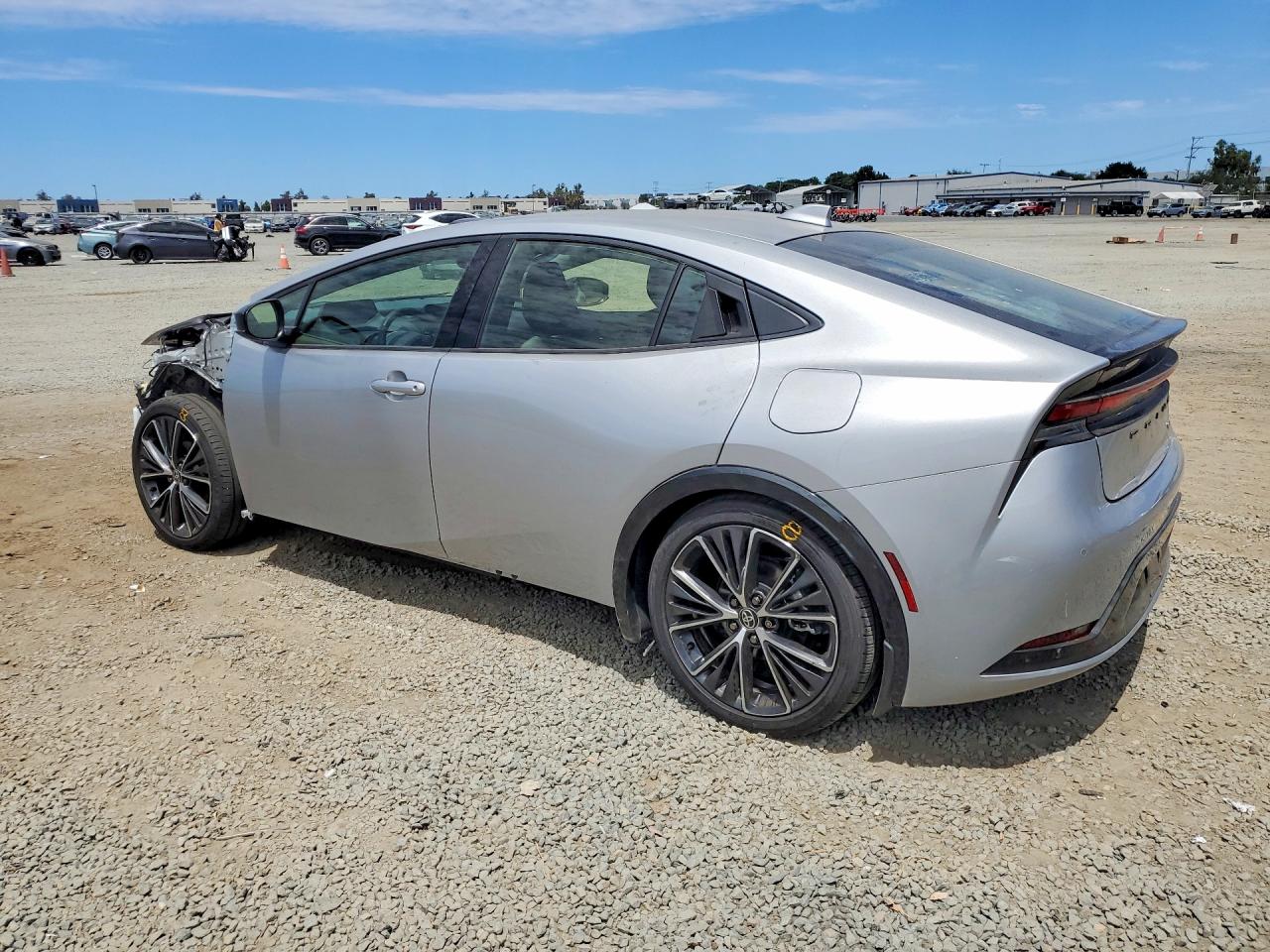 2025 TOYOTA PRIUS