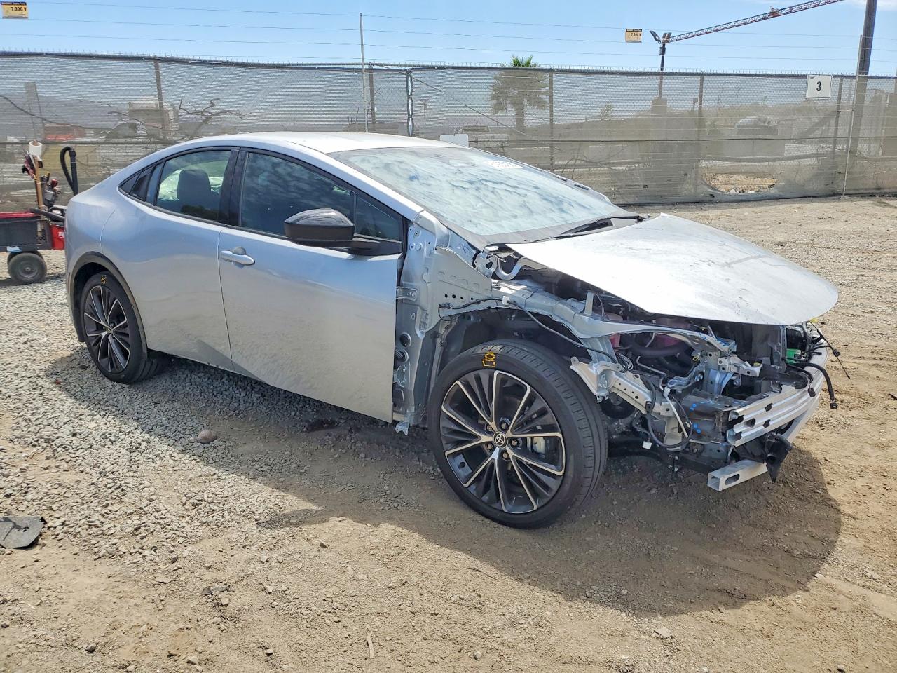 2025 TOYOTA PRIUS
