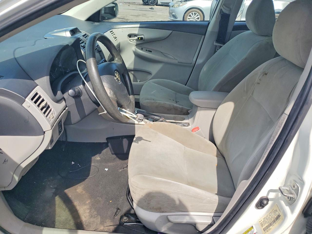 2013 TOYOTA COROLLA