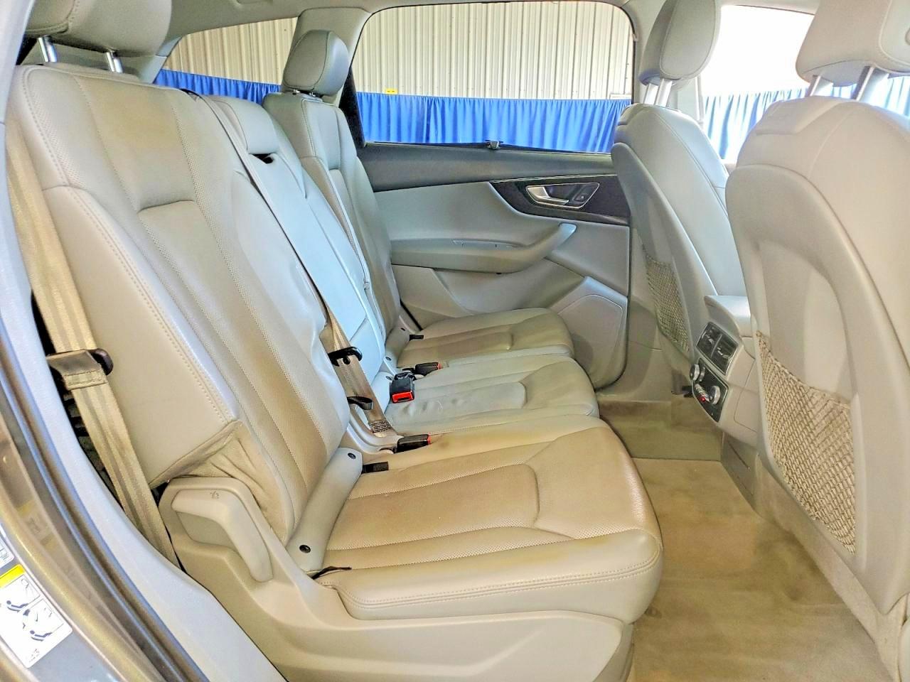 2017 AUDI Q7