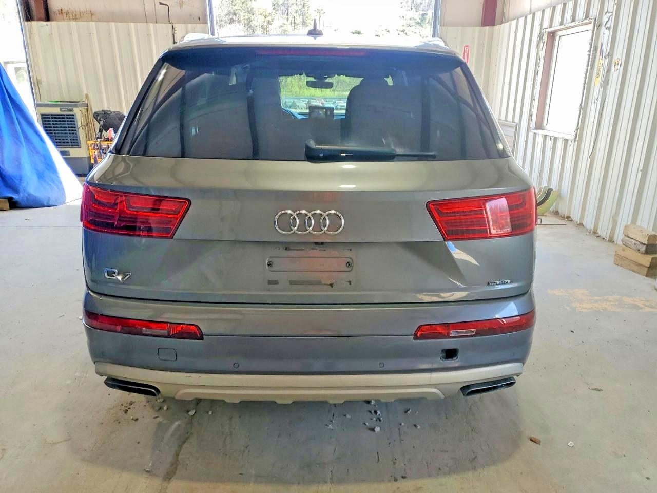 2017 AUDI Q7