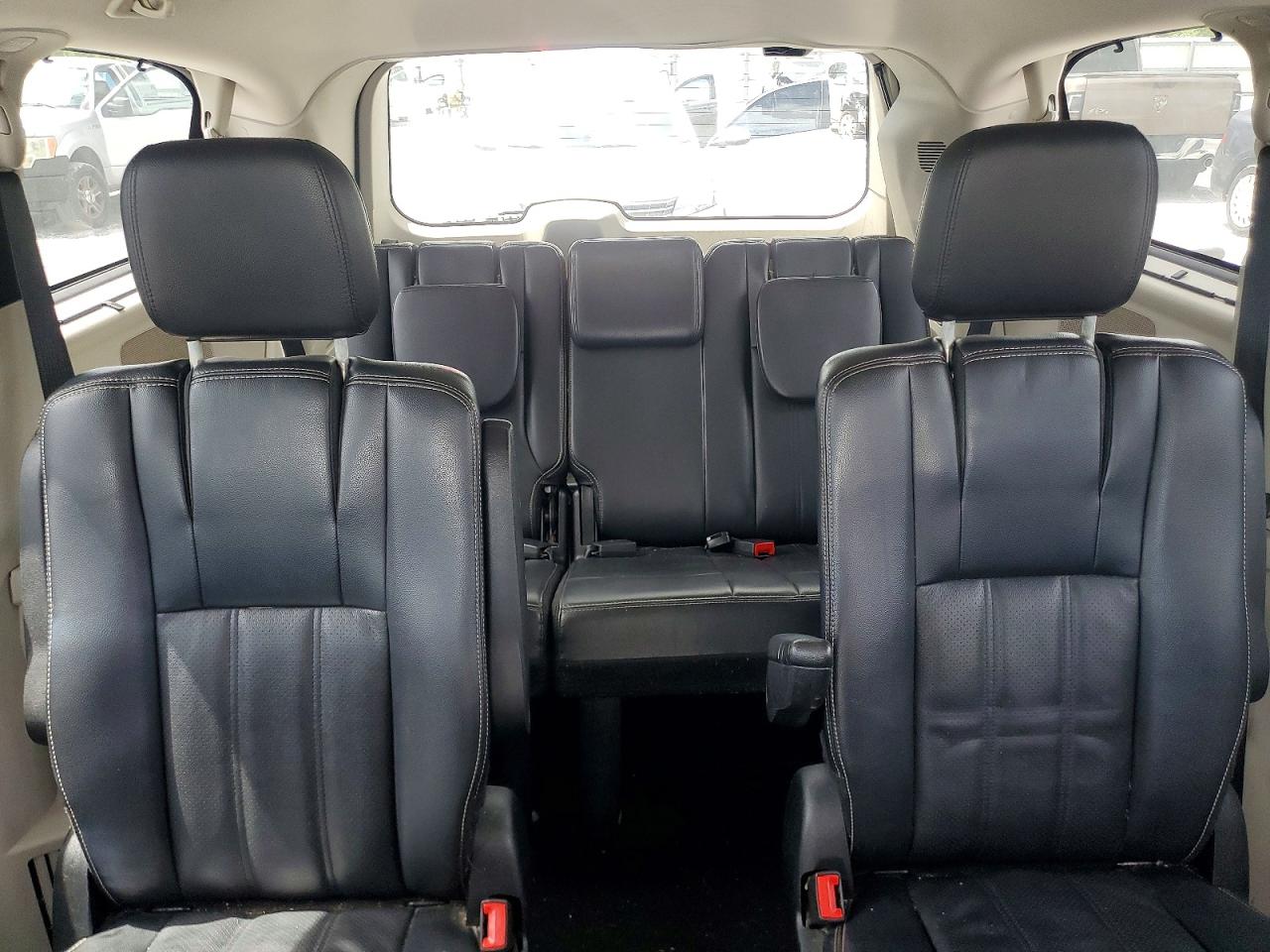 2013 CHRYSLER MINIVAN