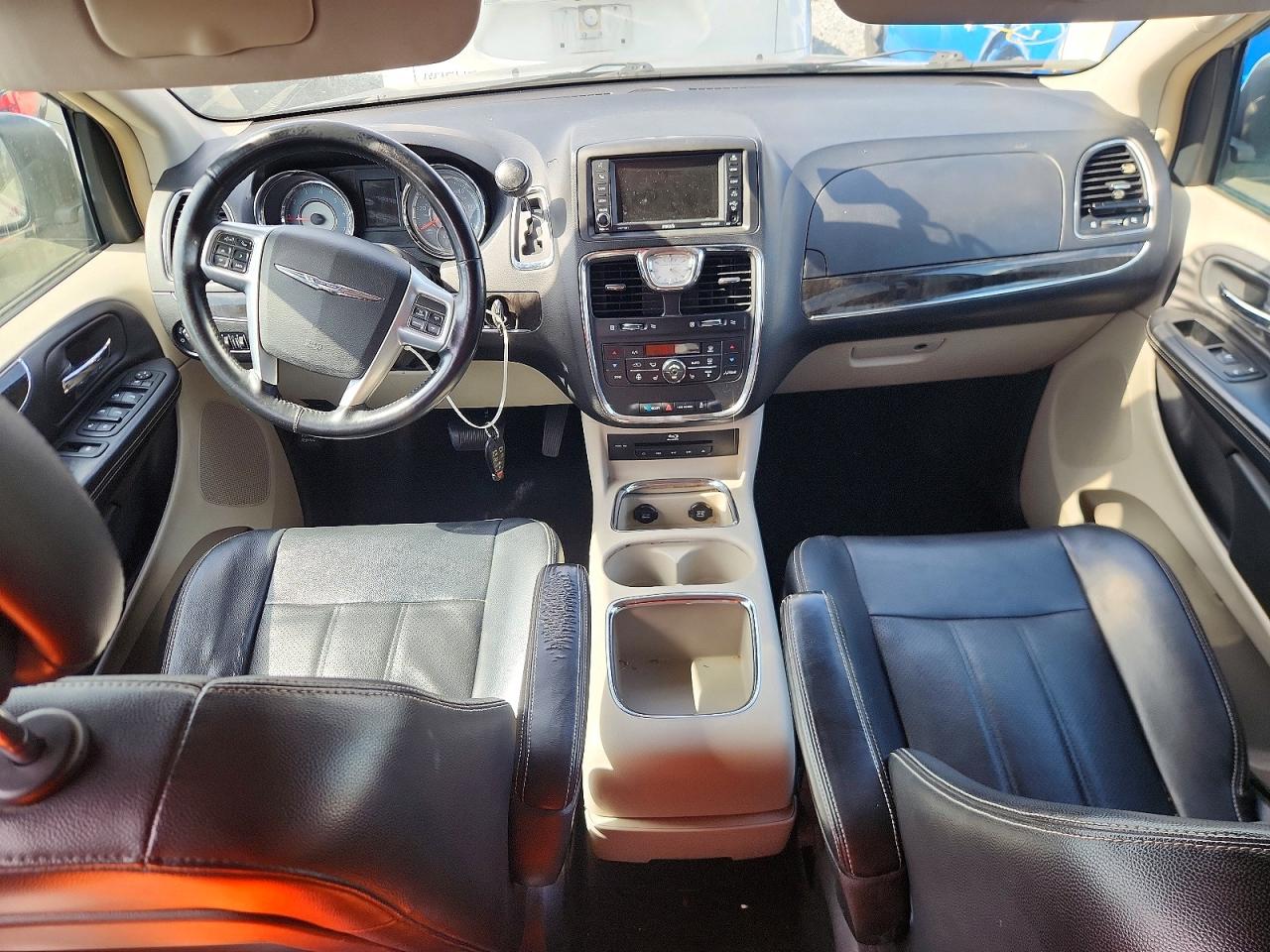 2013 CHRYSLER MINIVAN