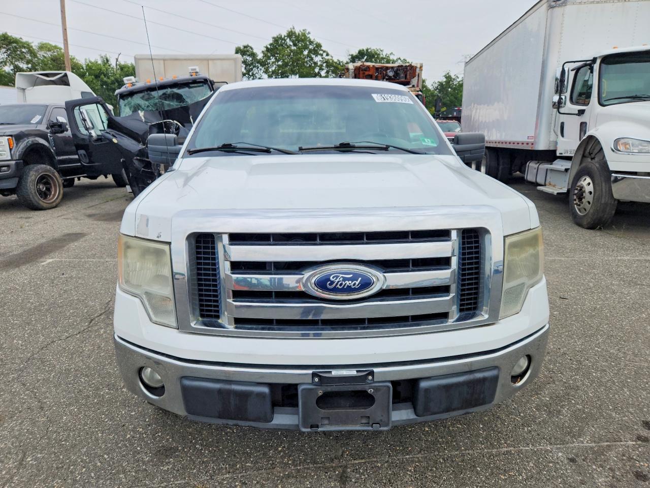 2011 FORD F150