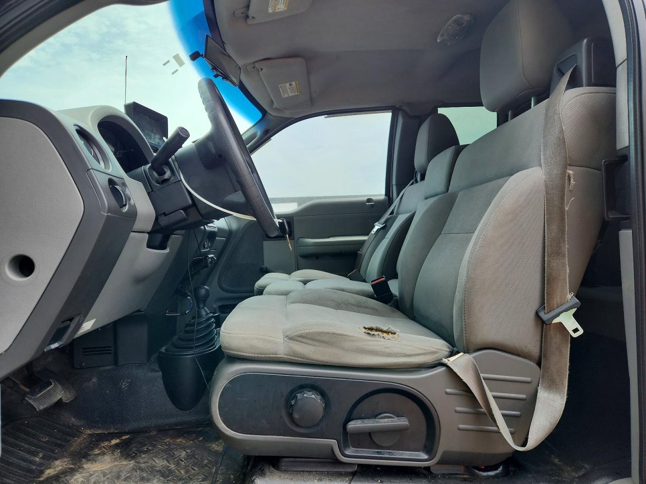 2004 FORD F150