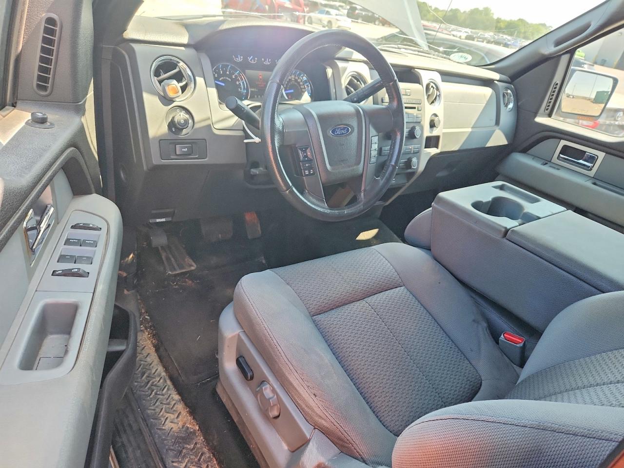 2011 FORD F150