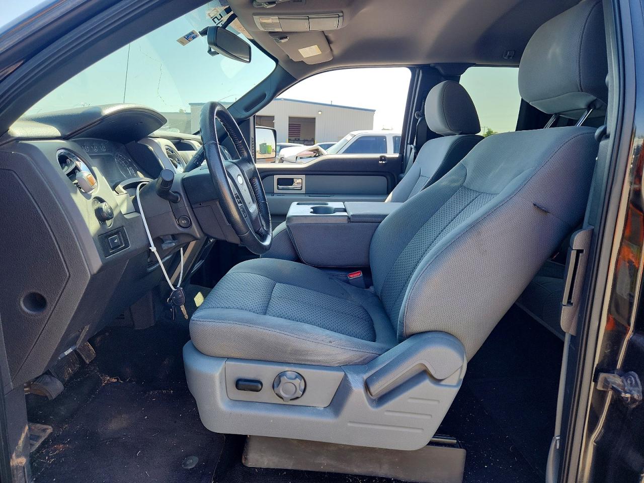 2011 FORD F150