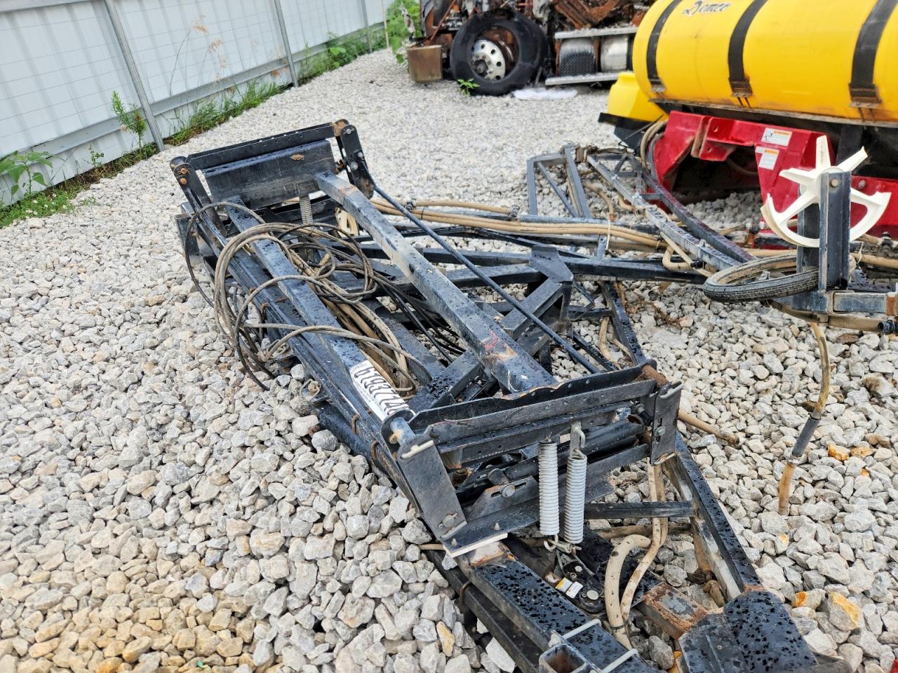 2005 DEMCO UNKNOWN