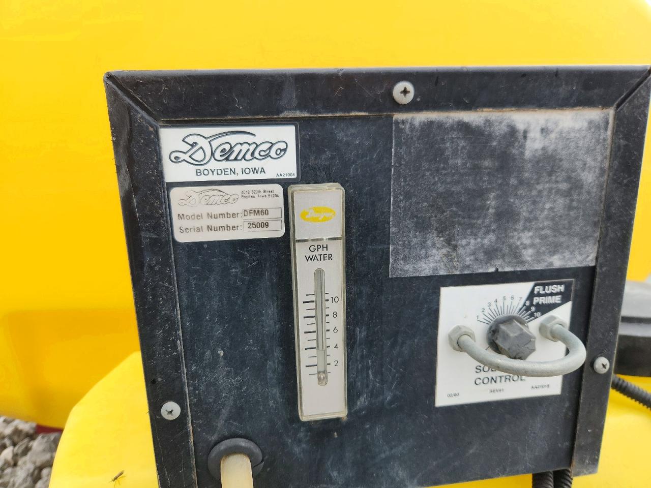 2005 DEMCO UNKNOWN