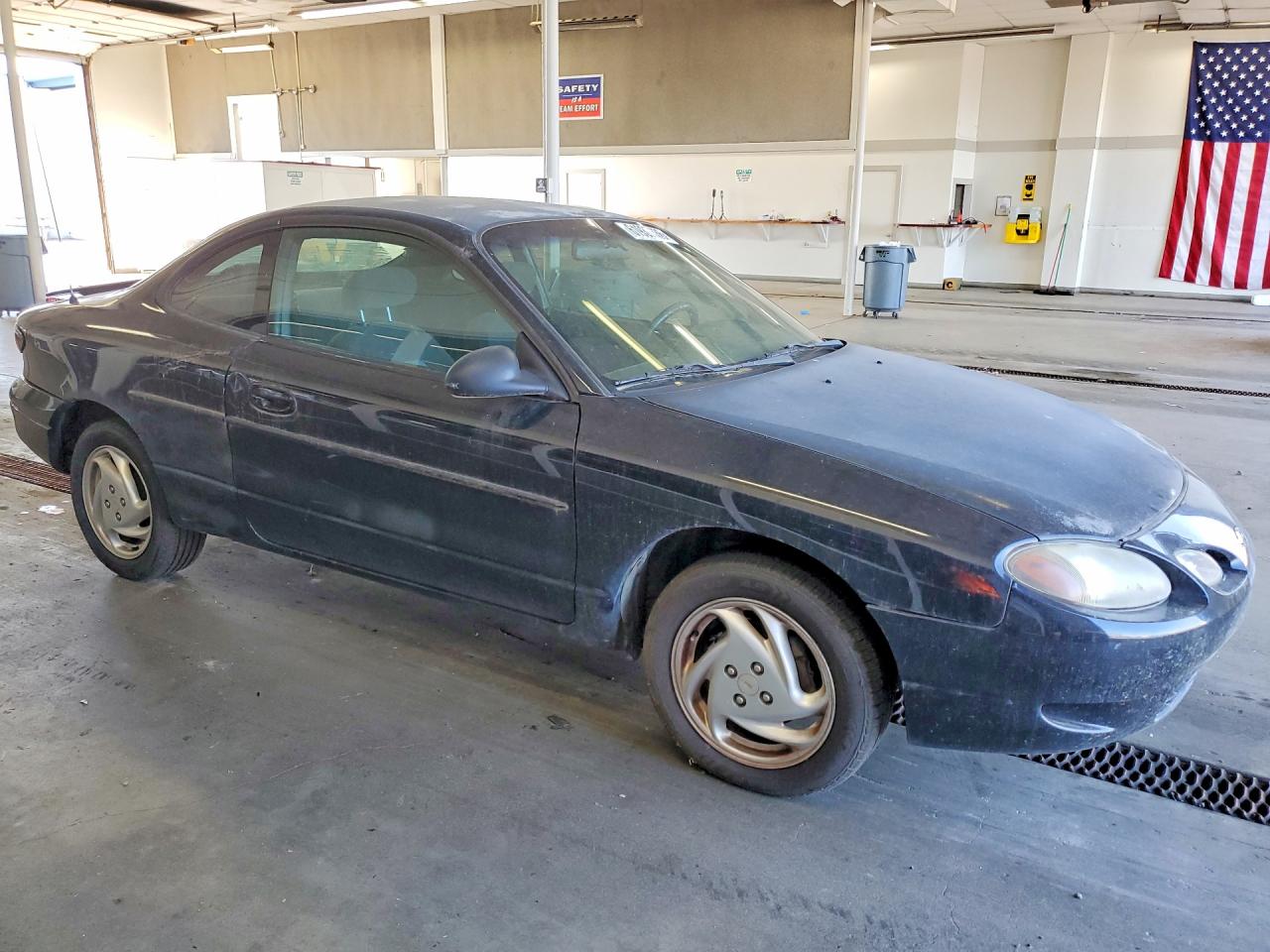 2000 FORD ESCORT