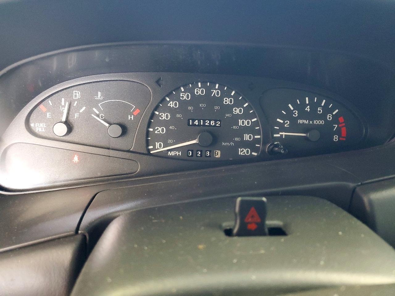 2000 FORD ESCORT