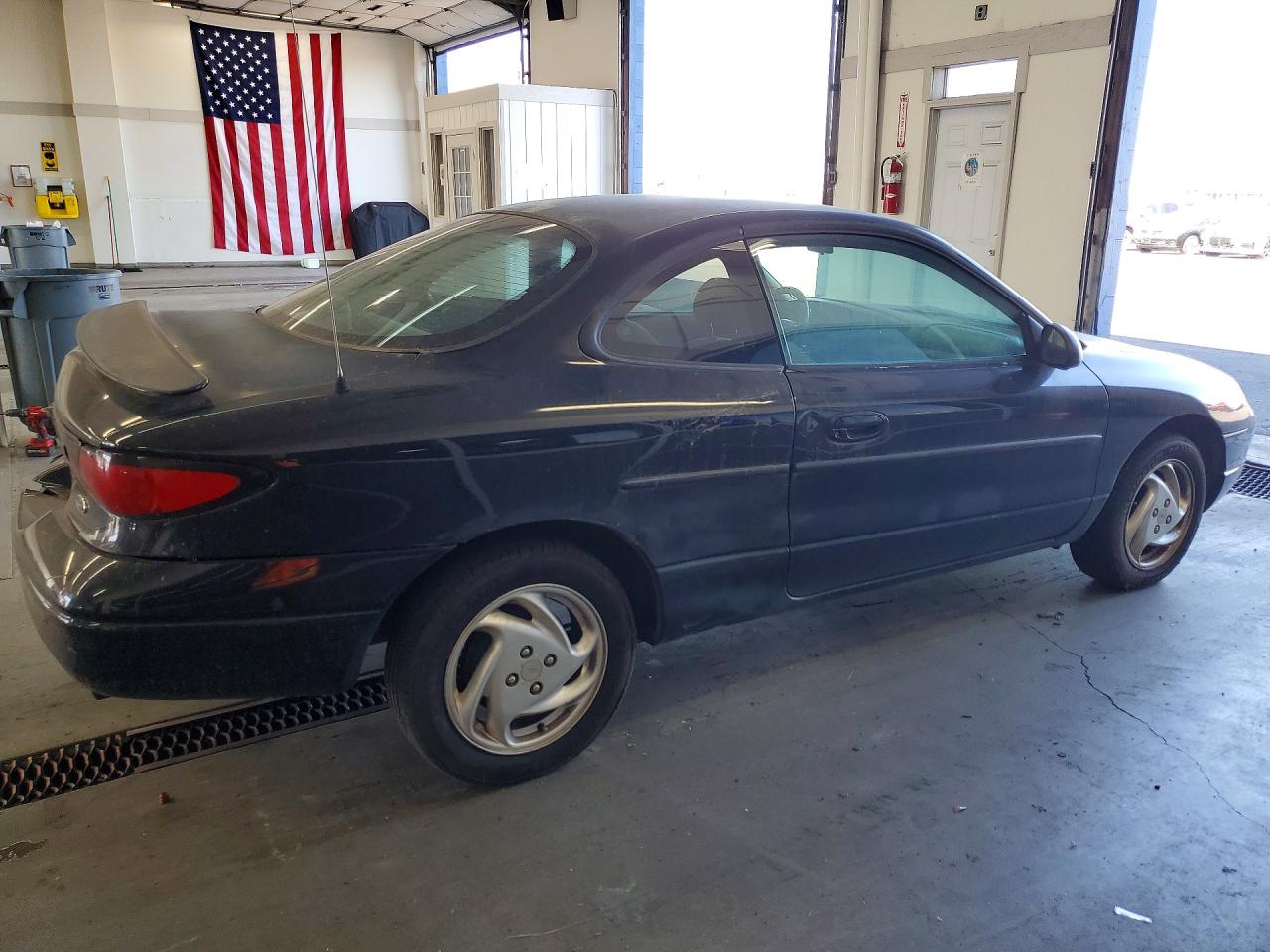 2000 FORD ESCORT