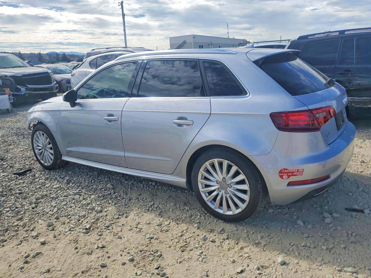 2016 AUDI A3