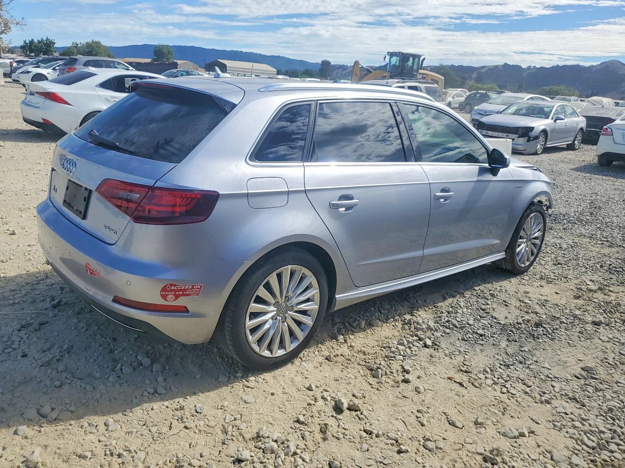 2016 AUDI A3