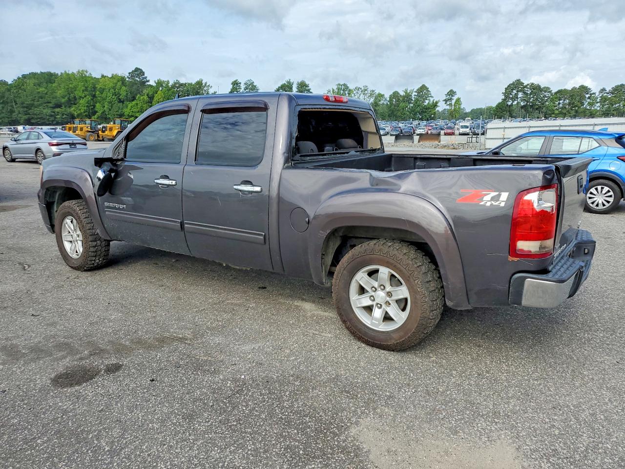 2011 GMC SIERRA