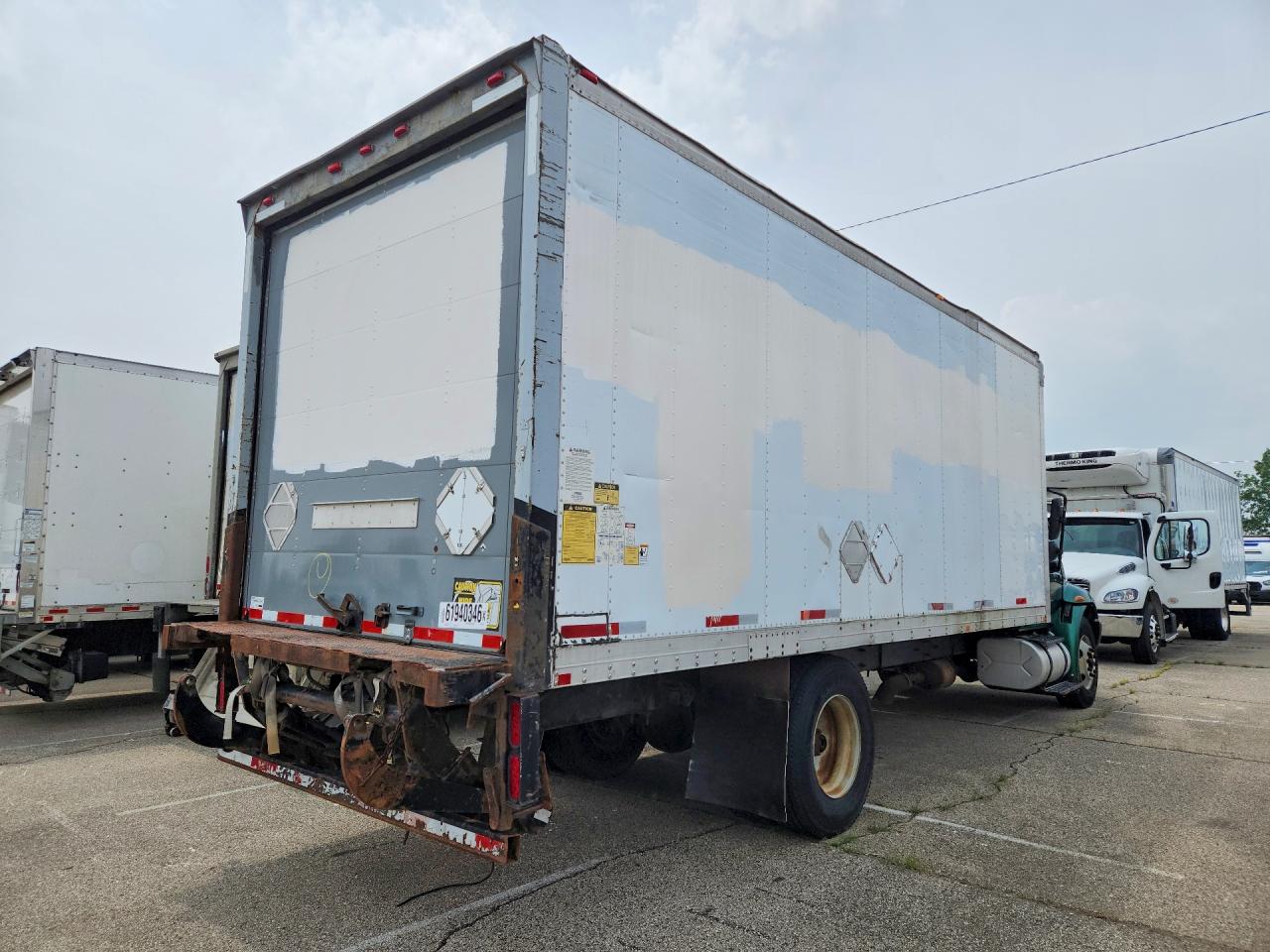 2009 INTERNATIONAL 4000 SERIE