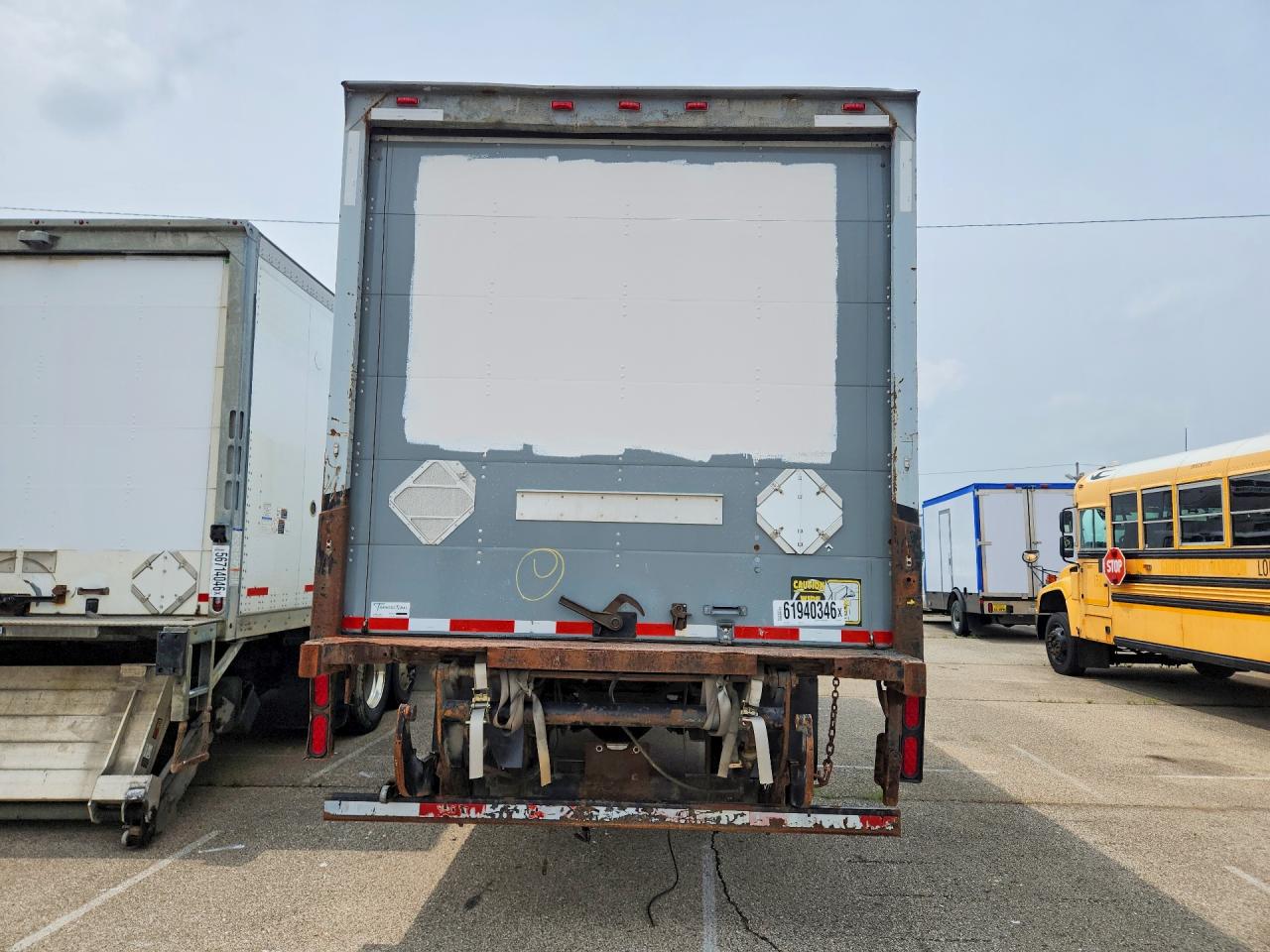2009 INTERNATIONAL 4000 SERIE