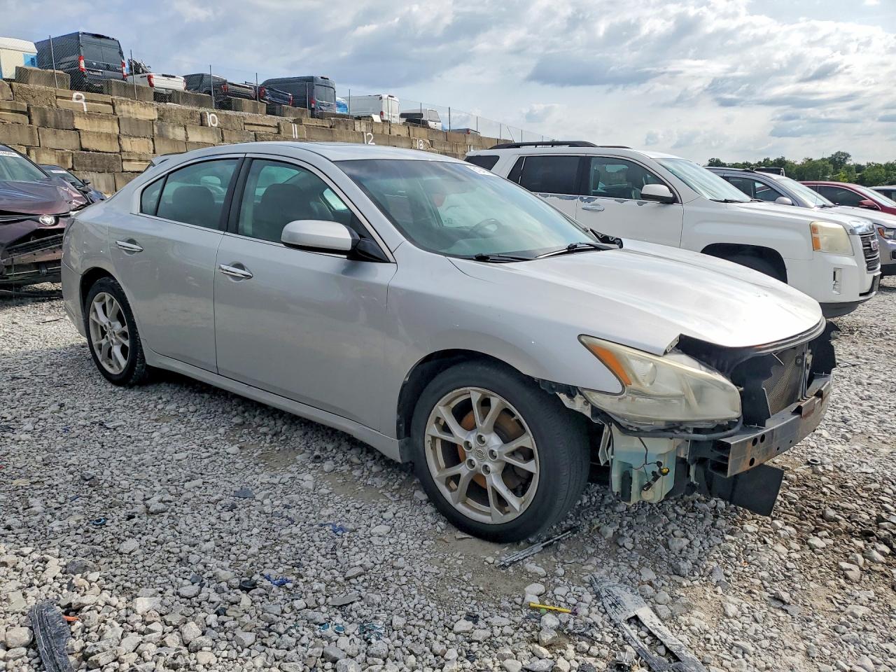 2014 NISSAN MAXIMA
