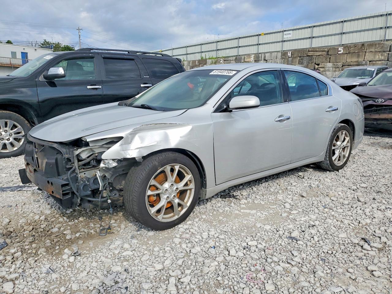 2014 NISSAN MAXIMA