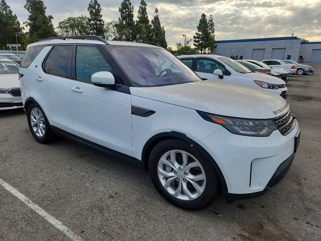 2020 LAND ROVER DISCOVERY