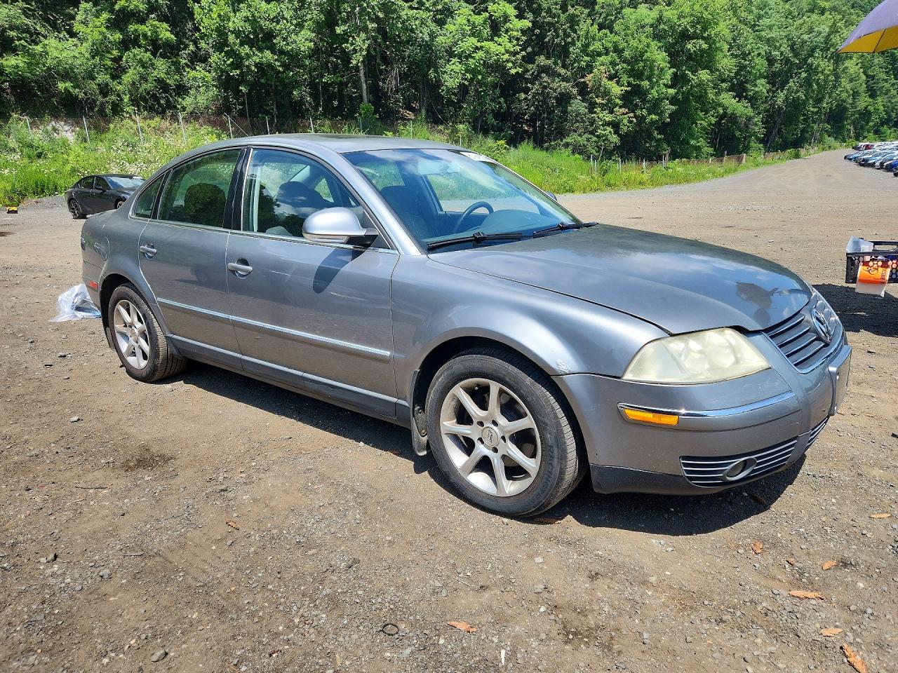 2004 VOLKSWAGEN PASSAT