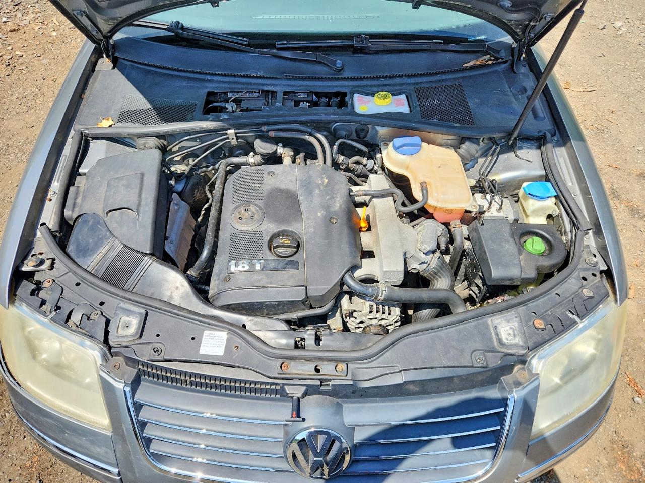 2004 VOLKSWAGEN PASSAT