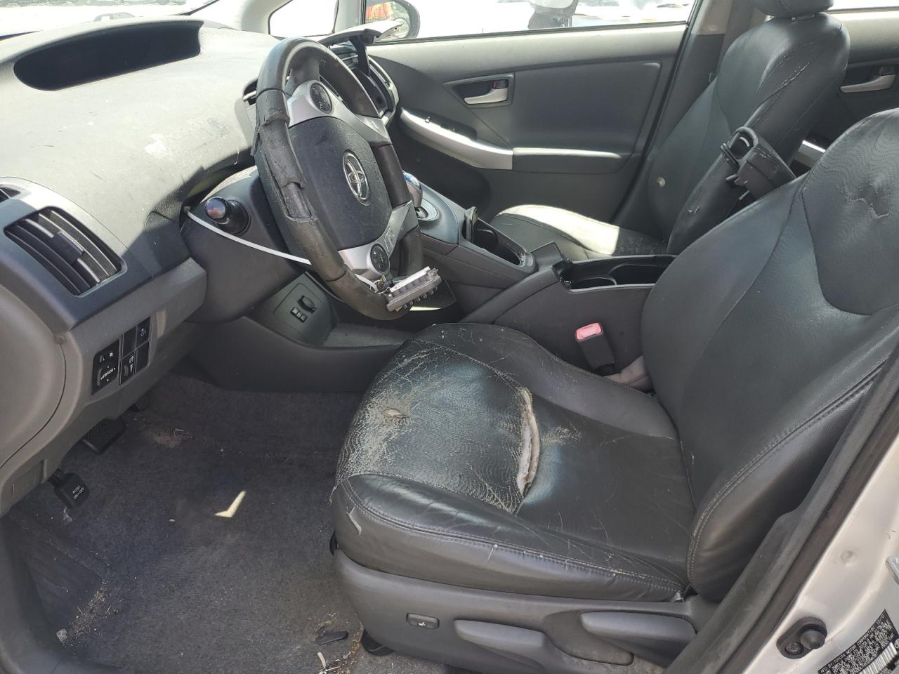 2011 TOYOTA PRIUS