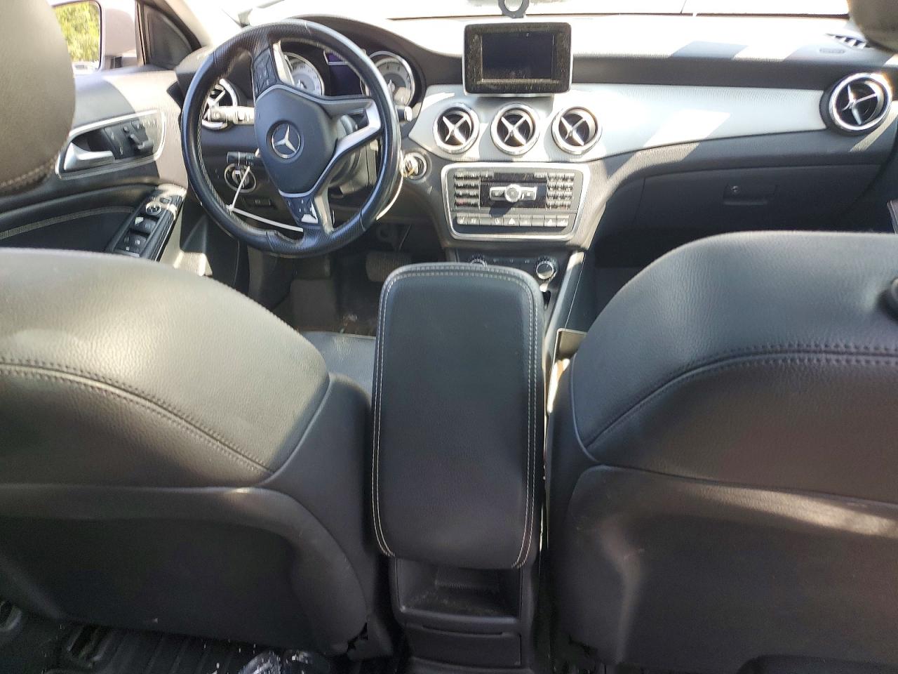 2015 MERCEDES-BENZ GLA-CLASS