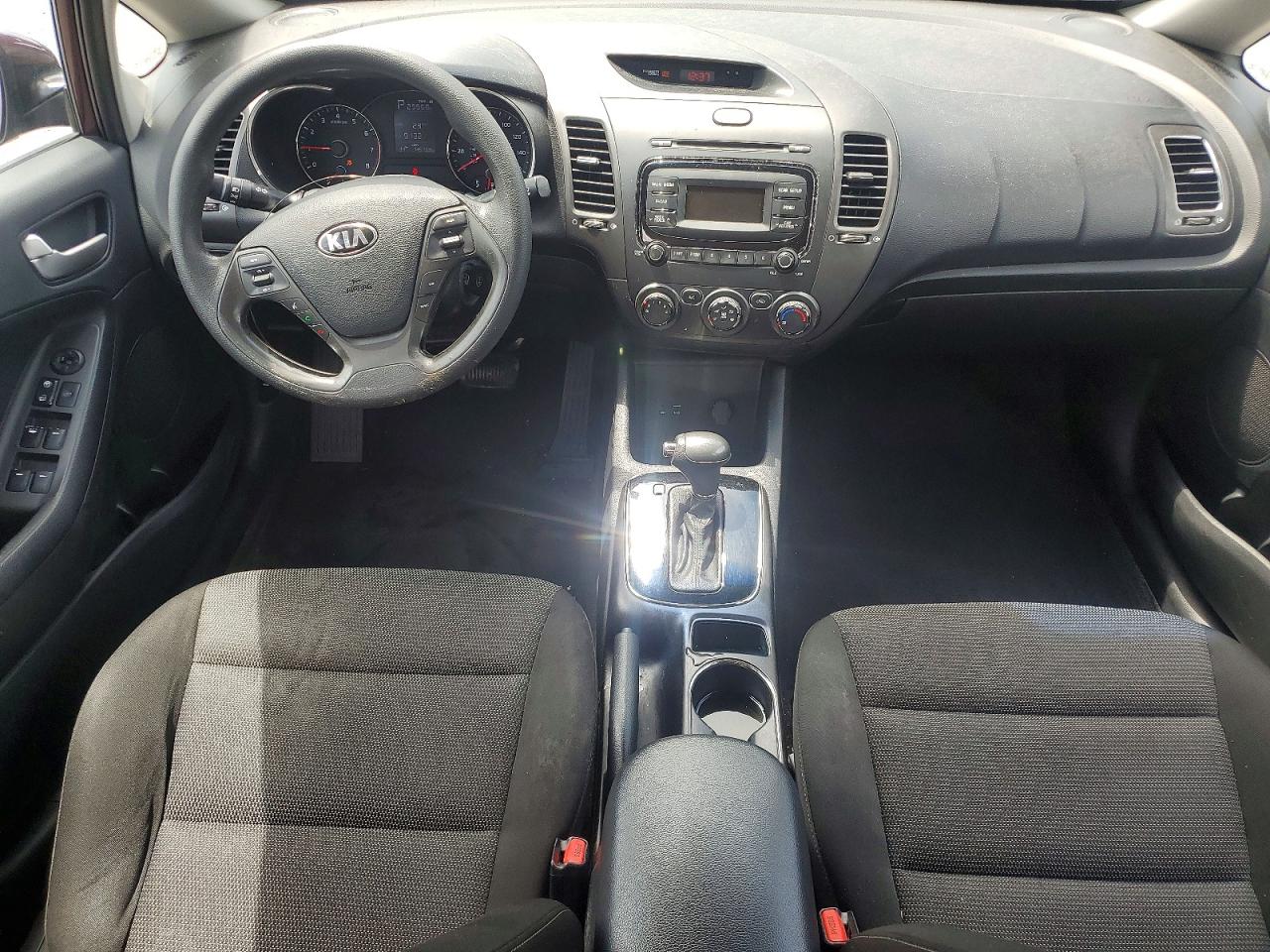 2017 KIA FORTE