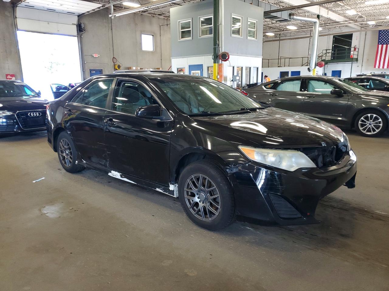 2014 TOYOTA CAMRY