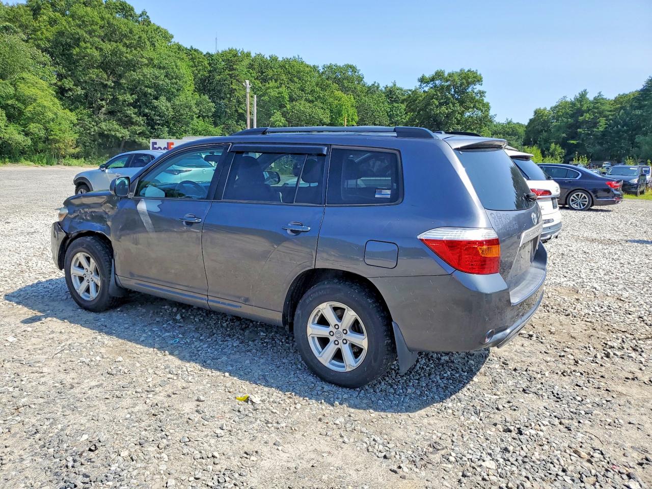 2010 TOYOTA HIGHLANDER