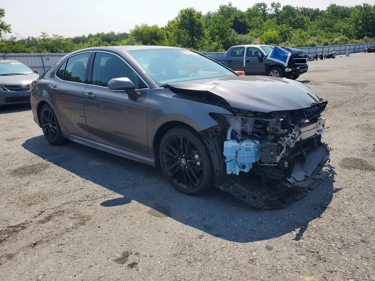 2024 TOYOTA CAMRY