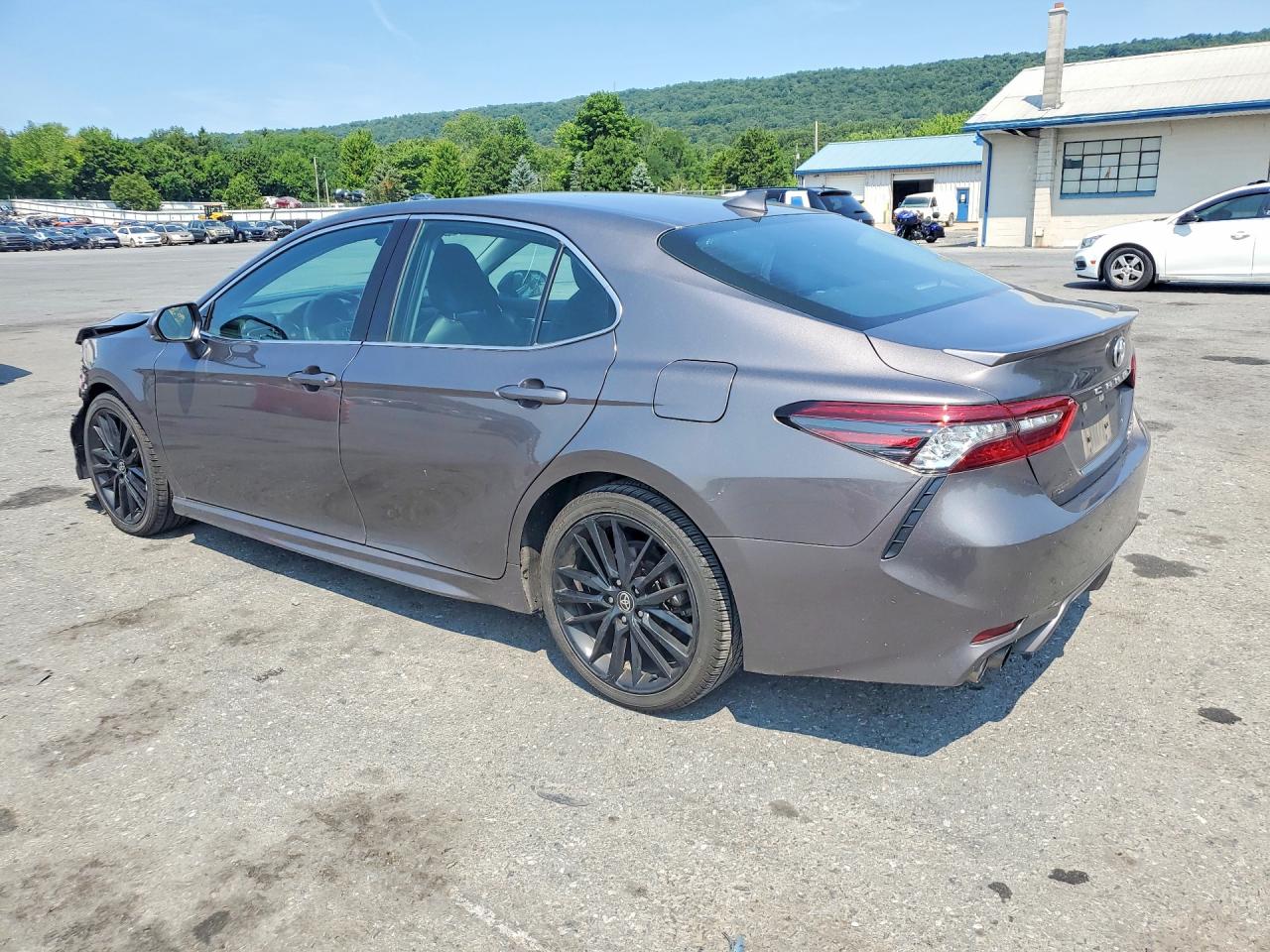 2024 TOYOTA CAMRY