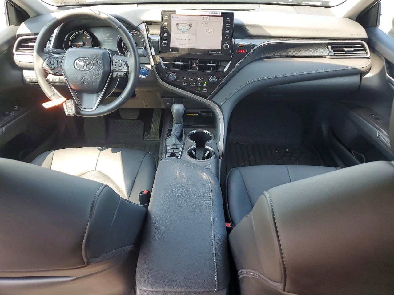 2024 TOYOTA CAMRY