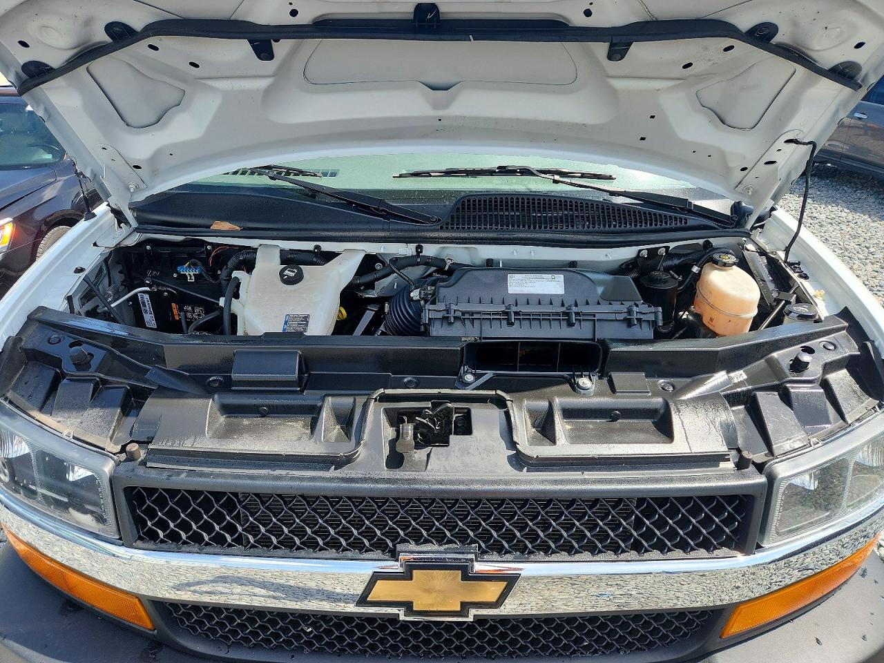2025 CHEVROLET EXPRESS