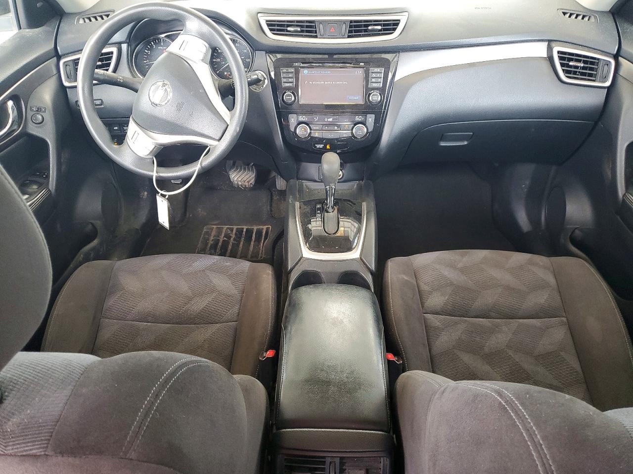 2015 NISSAN ROGUE