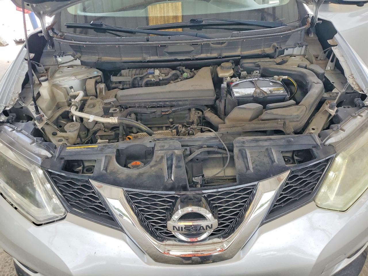 2015 NISSAN ROGUE